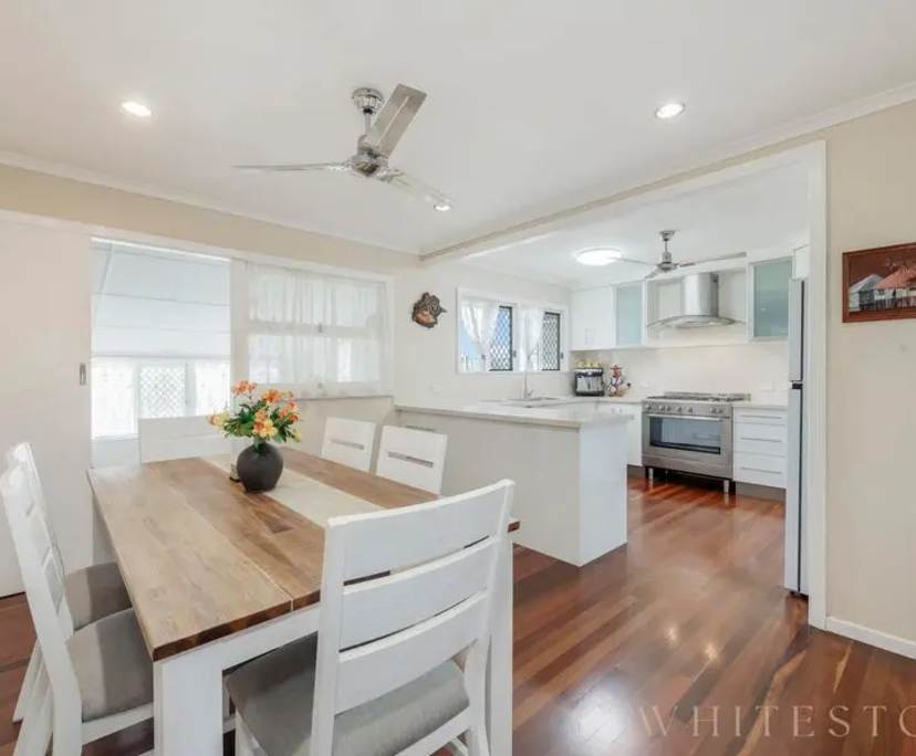 $250, Student-accommodation, 3 bathrooms, Kepnock QLD 4670