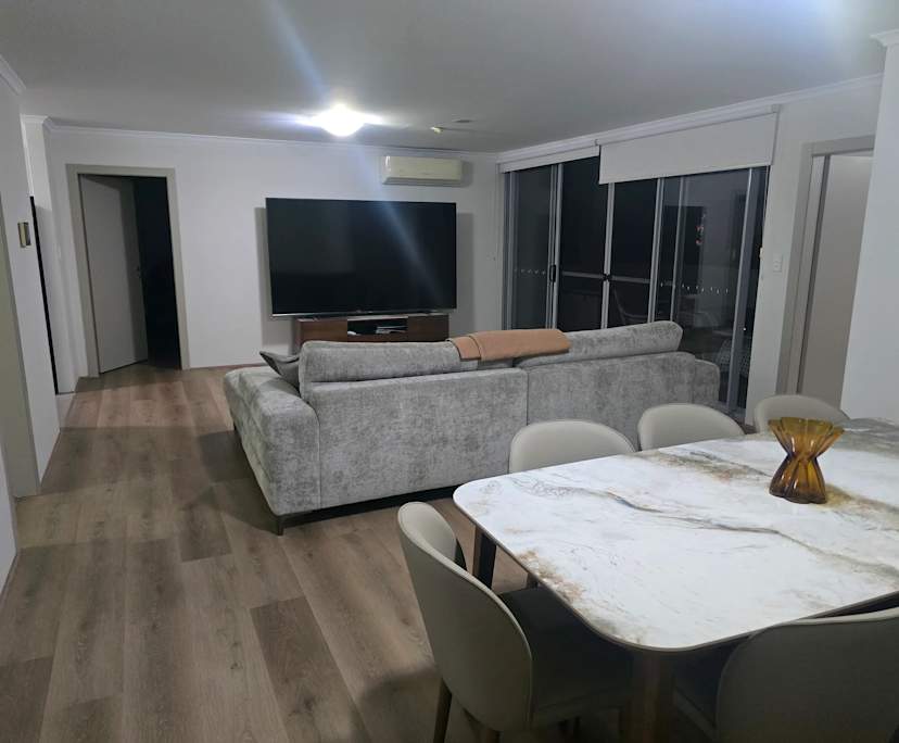 $350, Homestay, 2 bathrooms, Carlingford NSW 2118