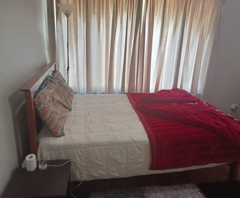 Room in a share house