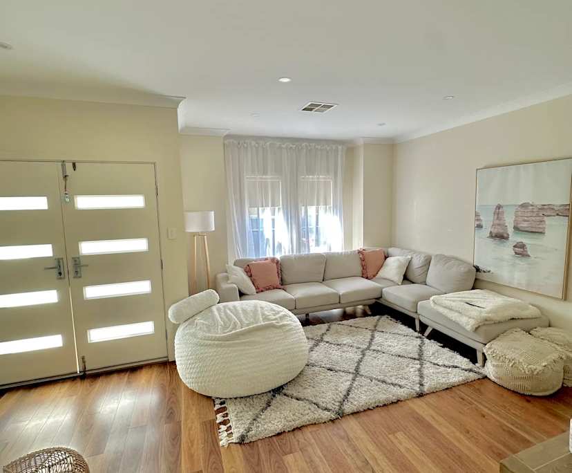 Unfurnished room in a share house