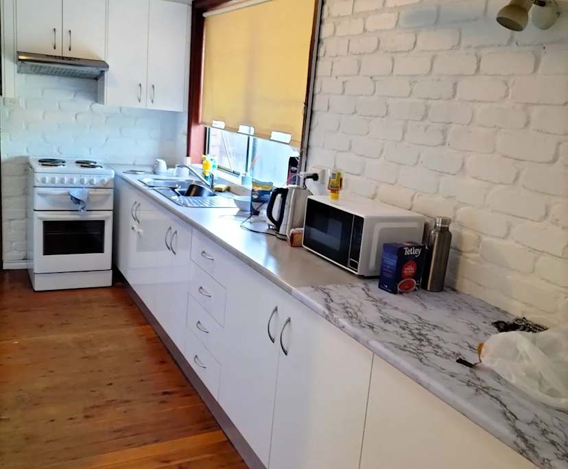 $260, Share-house, 3 bathrooms, Aberdeen NSW 2336