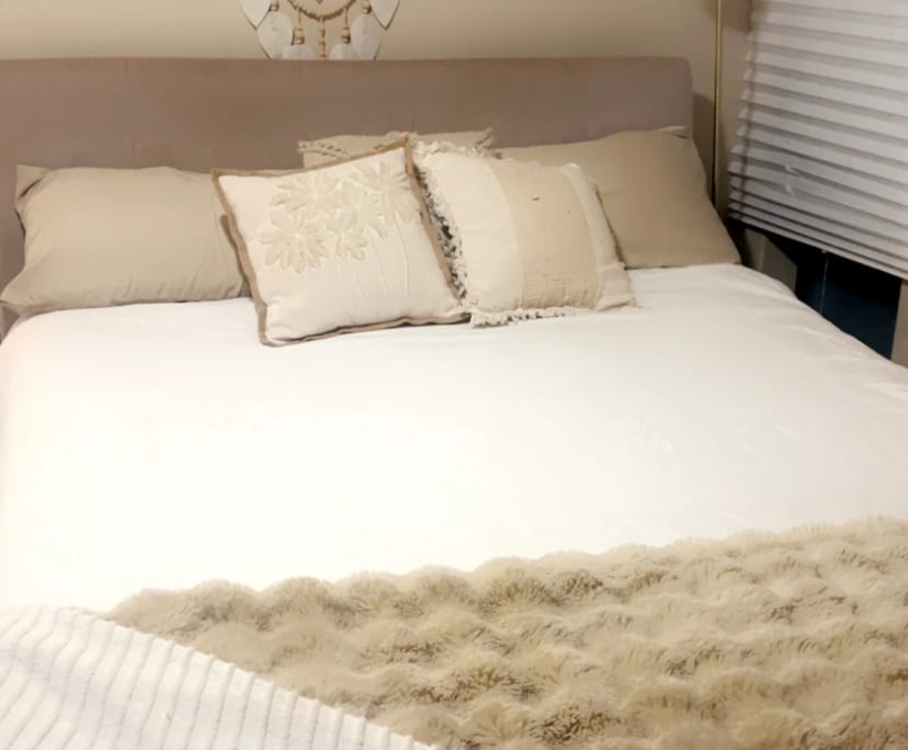 propertyImage
