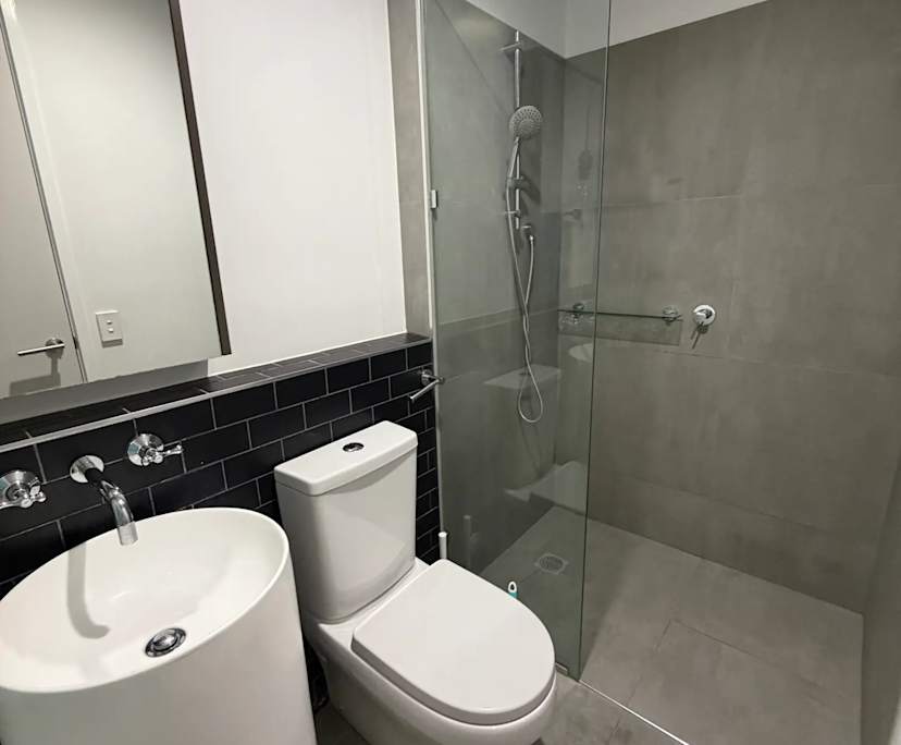 Furnished room with own bathroom