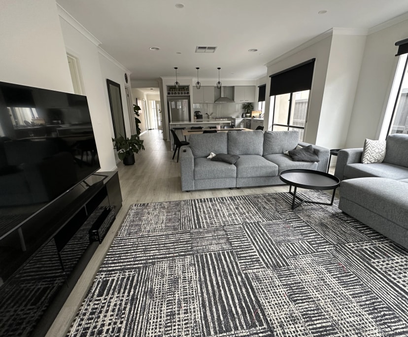 Unfurnished room in a share house