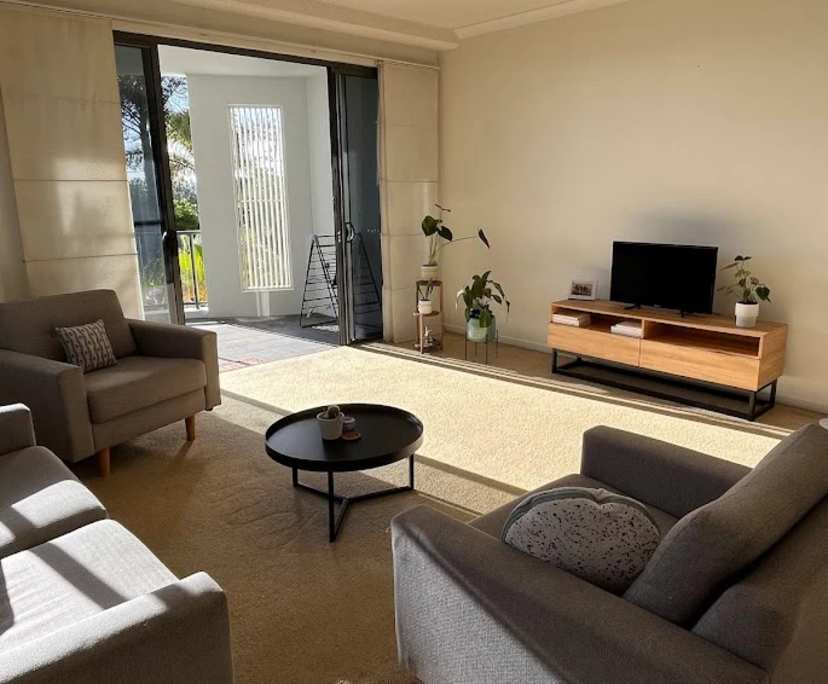 $320, Flatshare, 3 bathrooms, Alexandra Headland QLD 4572