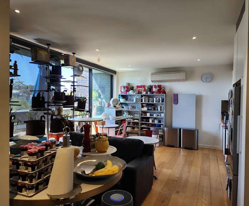 $350, Flatshare, 2 bathrooms, Box Hill VIC 3128