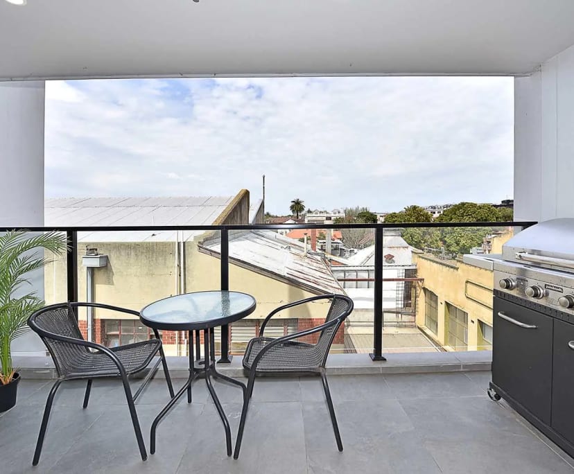$770, 1-bed, 1 bathroom, St Kilda VIC 3182
