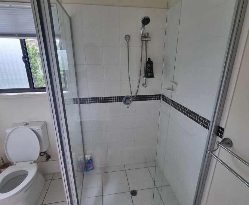 $220, Share-house, 3 bathrooms, Upper Coomera QLD 4209