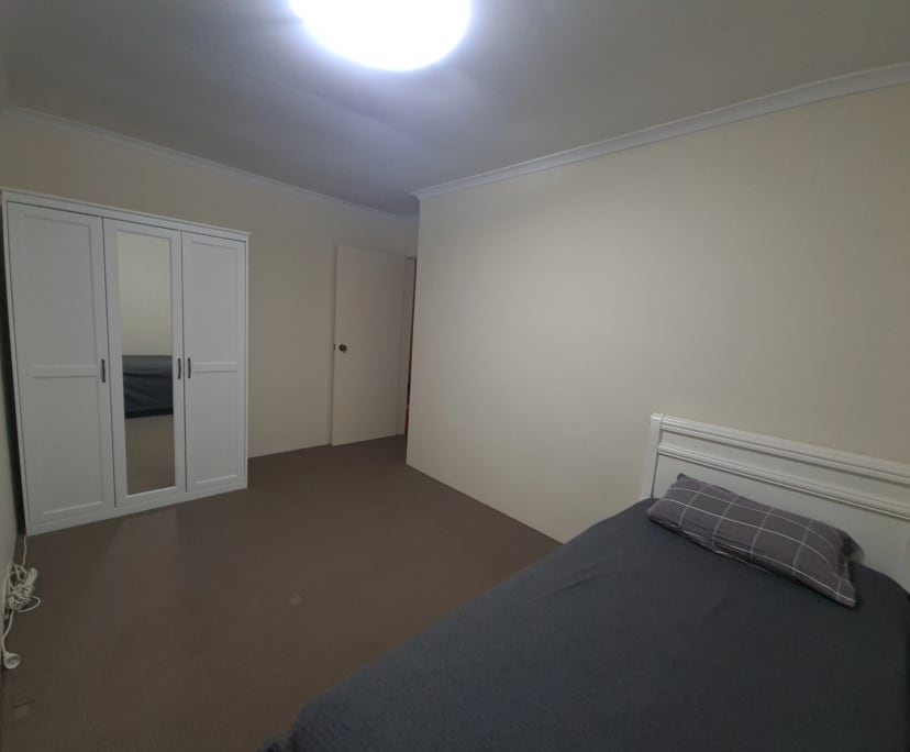 $425, Flatshare, 3 bathrooms, Lane Cove North NSW 2066
