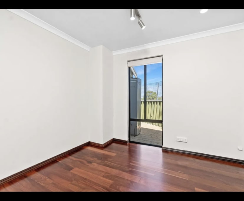 Student for Rent in Craigie, Perth ...