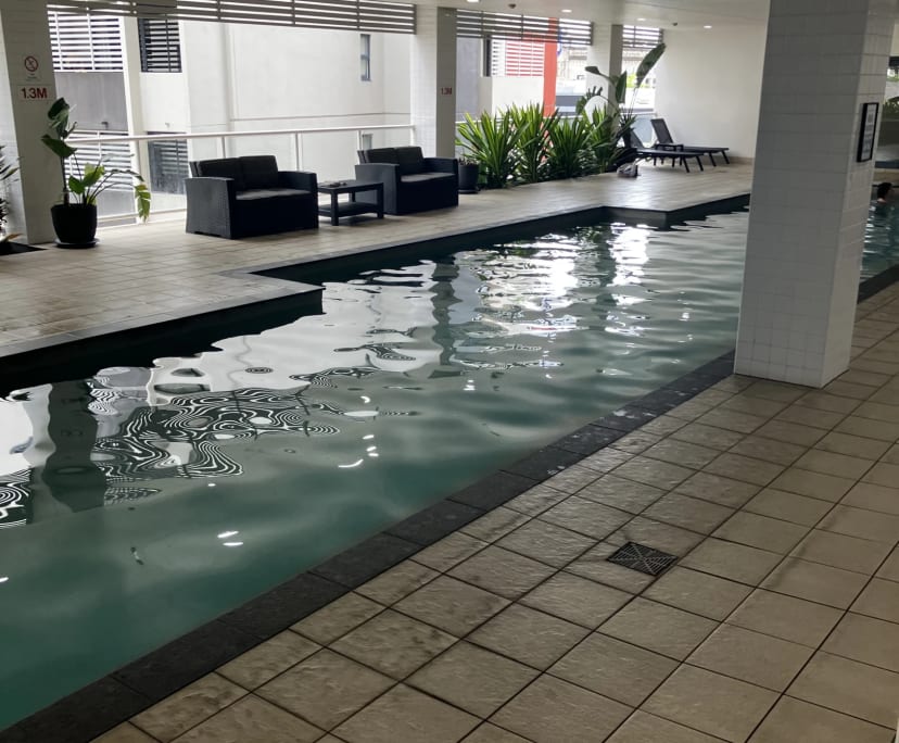 $400, Flatshare, 2 bathrooms, Woolloongabba QLD 4102