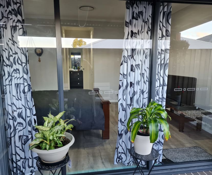 propertyImage