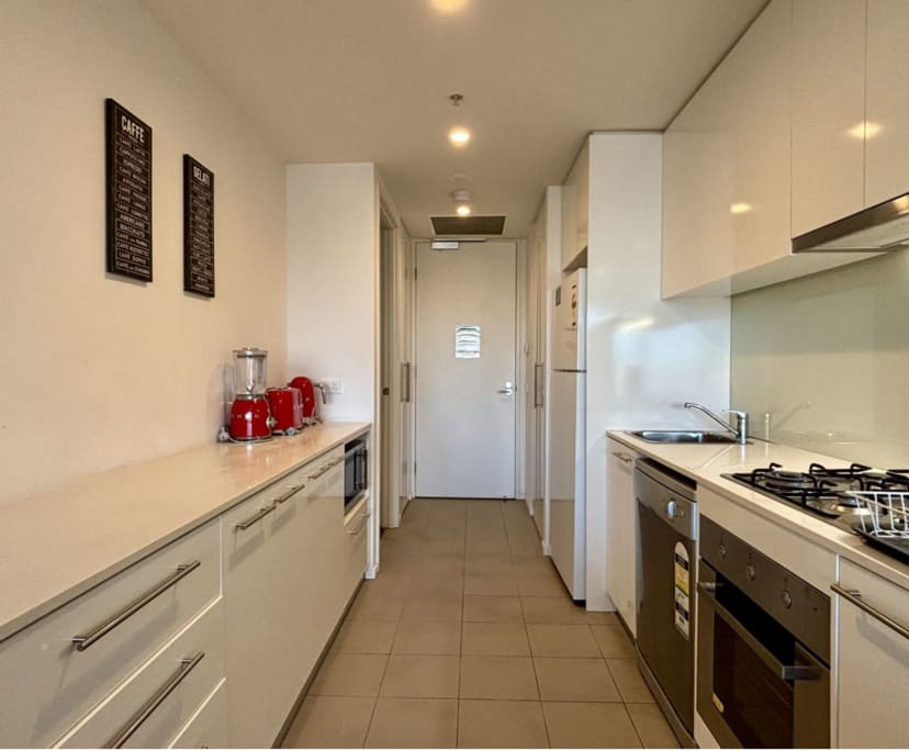 $350, Flatshare, 2 bathrooms, Flemington VIC 3031