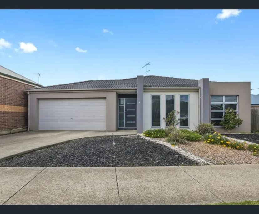 Room for Rent in Highton, Geelong 250, Furnished,...