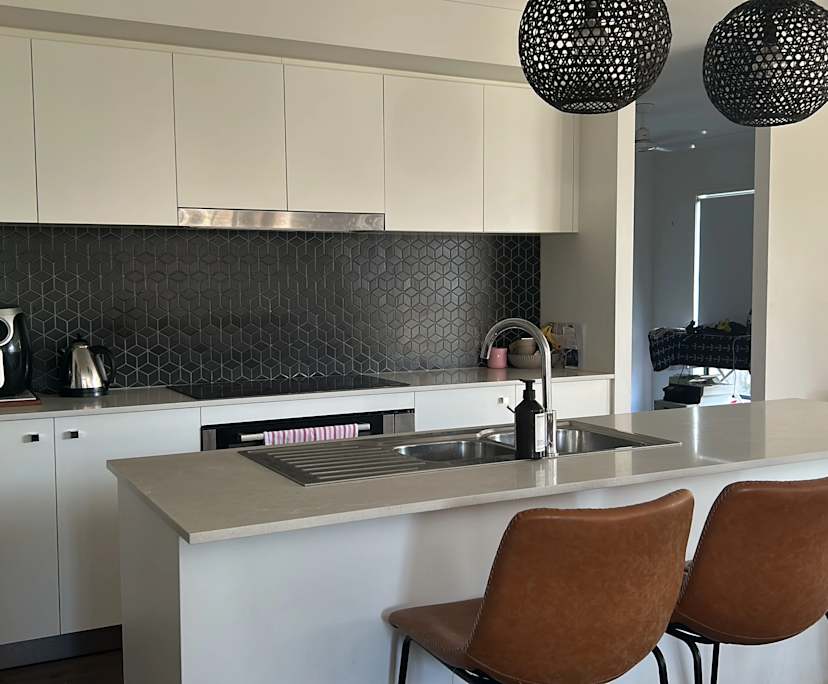 $230, Share-house, 4 bathrooms, Palmview QLD 4553