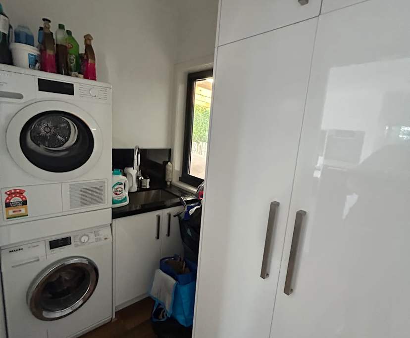 $320, Student-accommodation, 3 rooms, Beaumaris VIC 3193, Beaumaris VIC 3193