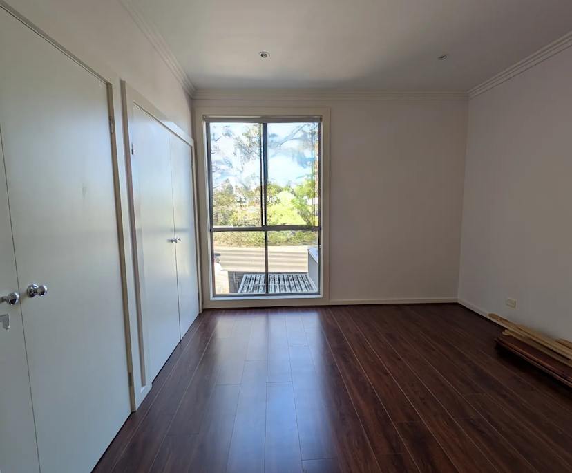 Unfurnished room with own bathroom