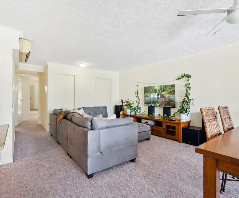 $550, Flatshare, 2 bathrooms, Burleigh Heads QLD 4220