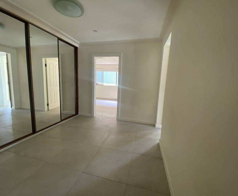 $950, 1-bed, 1 bathroom, Pagewood NSW 2035