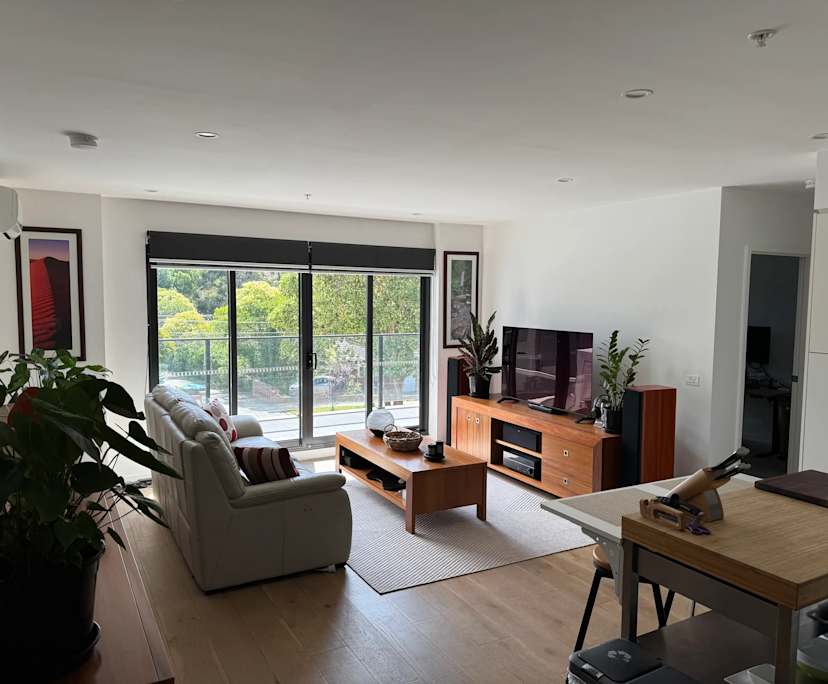 Furnished room with own bathroom