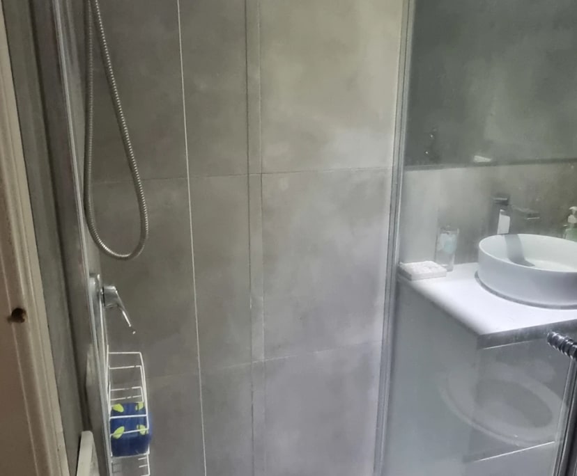 Furnished room with own bathroom