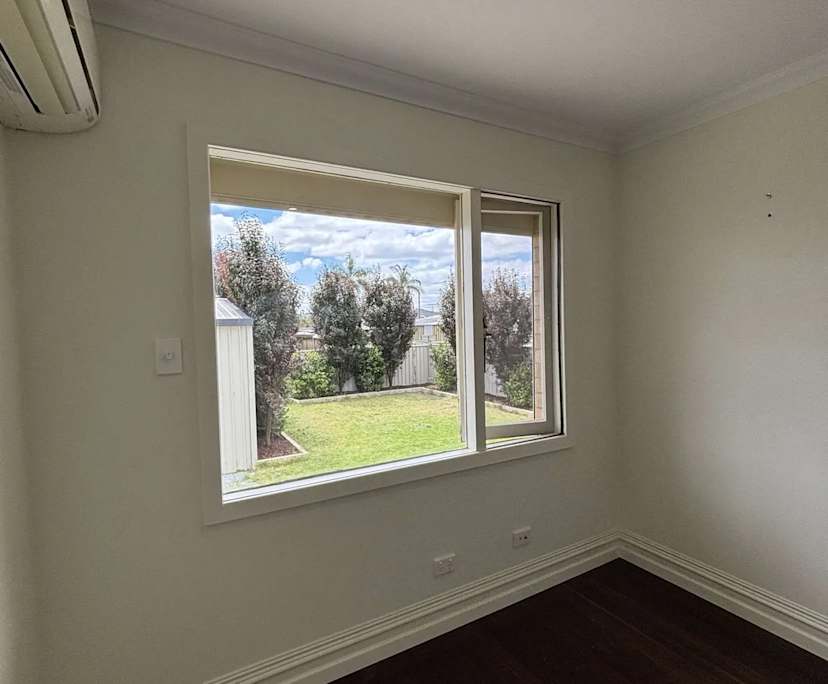 Unfurnished room with own bathroom