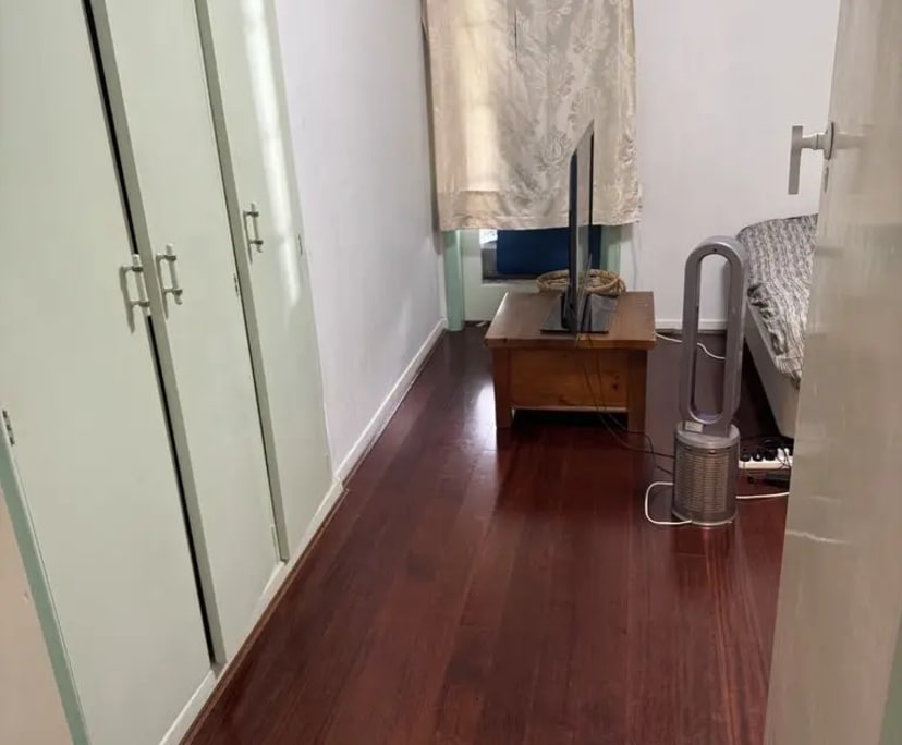 Unfurnished room in a share house