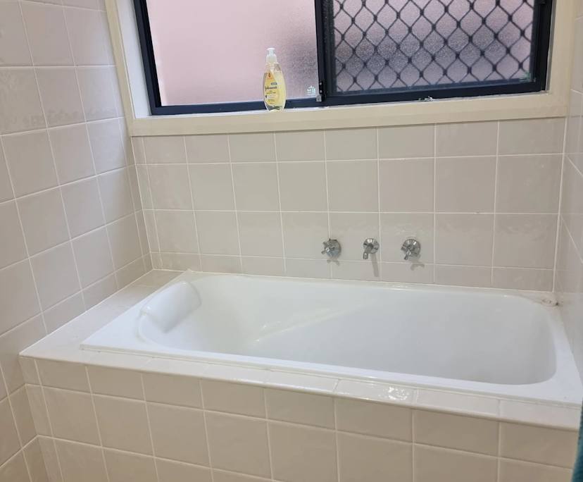 $250, Share-house, 4 bathrooms, Corlette NSW 2315