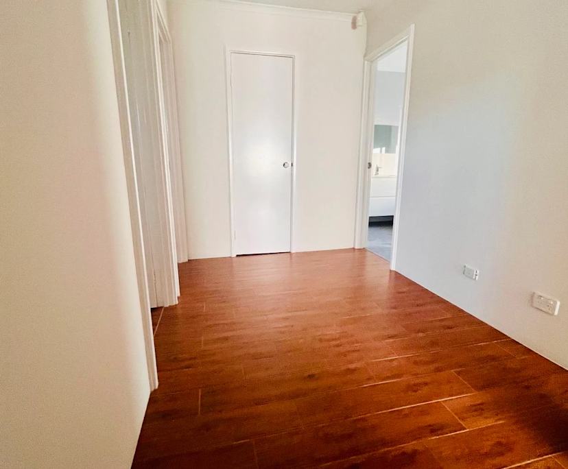 $330, Share-house, 3 bathrooms, Queens Park WA 6107