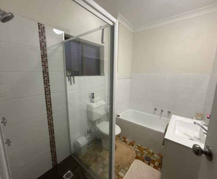 Unfurnished room in a flatshare