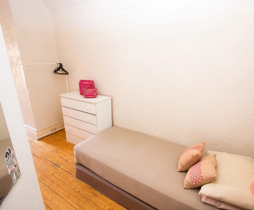 $1,750, Whole-property, 6 bathrooms, St Kilda VIC 3182