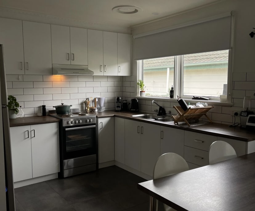 Room for Rent in Belmont, Geelong 168, Unfurnishe...