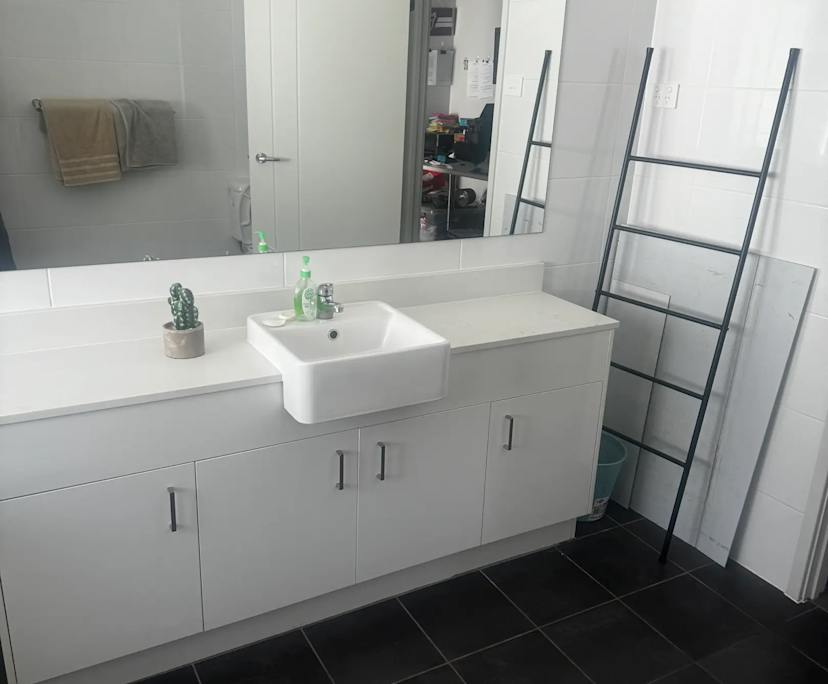 Furnished room with own bathroom