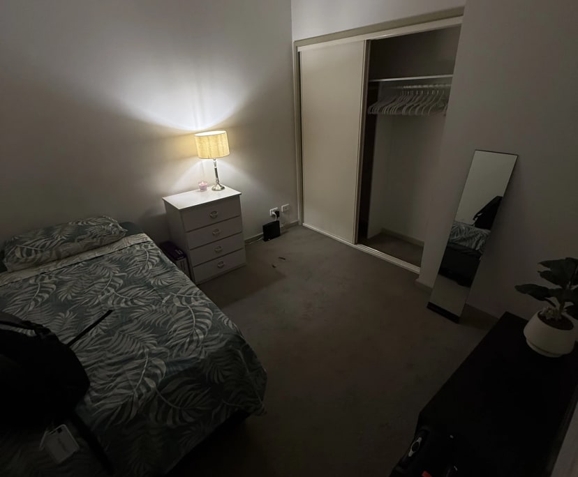 Furnished room in a flatshare