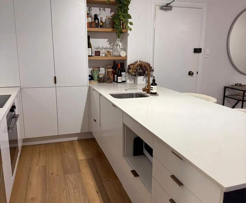 Unfurnished room in a flatshare