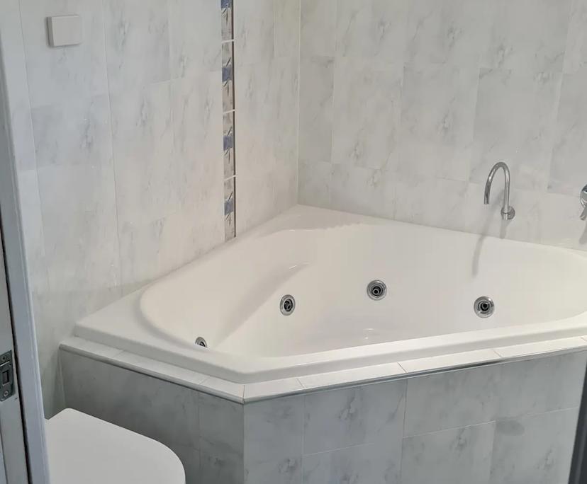 $275, Share-house, 3 bathrooms, Kincumber NSW 2251