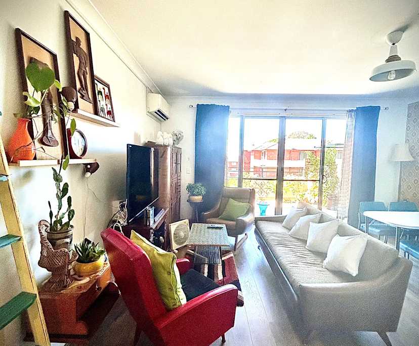 Whole property with 2 rooms for rent