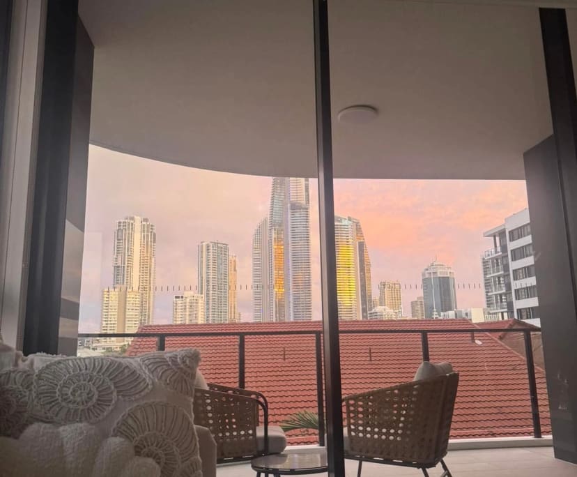 $410, Flatshare, 2 bathrooms, Surfers Paradise QLD 4217