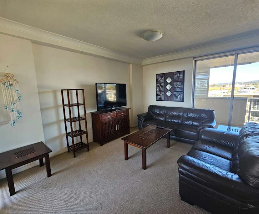 $350, Flatshare, 3 bathrooms, Burleigh Waters QLD 4220