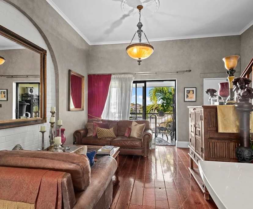 Furnished room with own bathroom