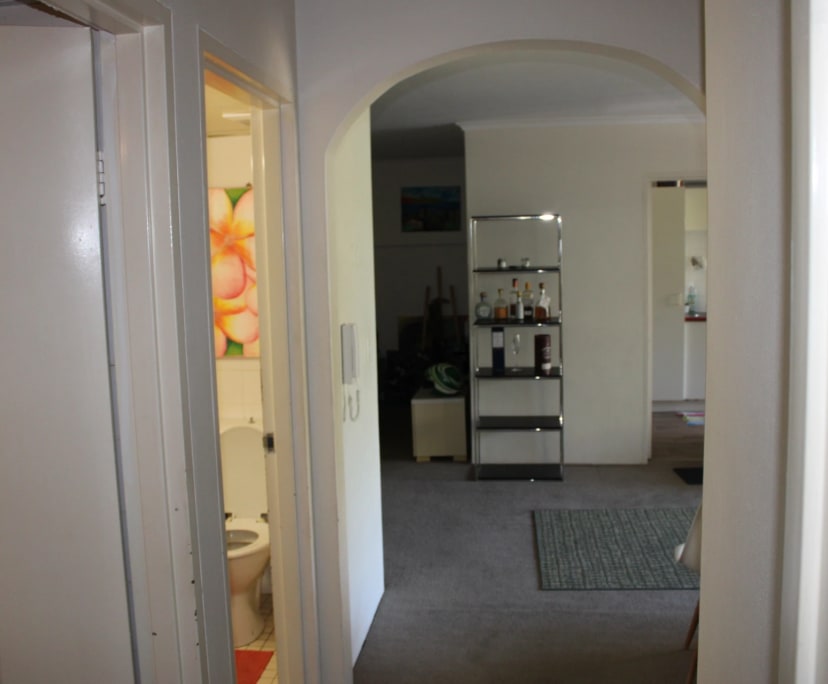 Furnished room in a flatshare