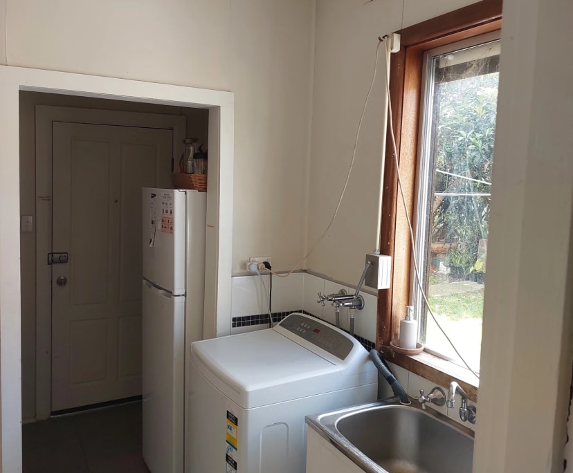 Room for Rent in Hamlyn Heights, Geelong 150, Fur...