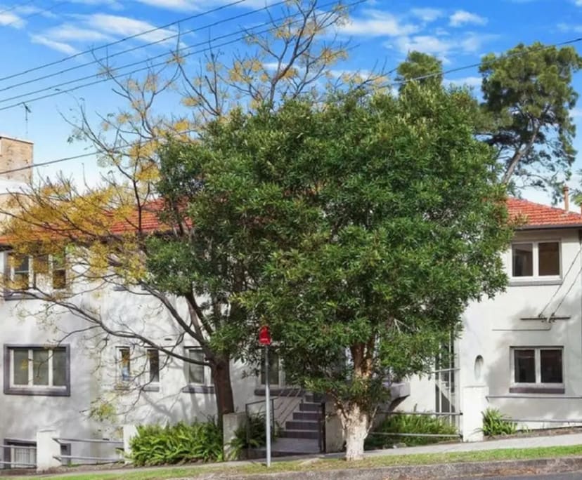 Unfurnished room in a flatshare