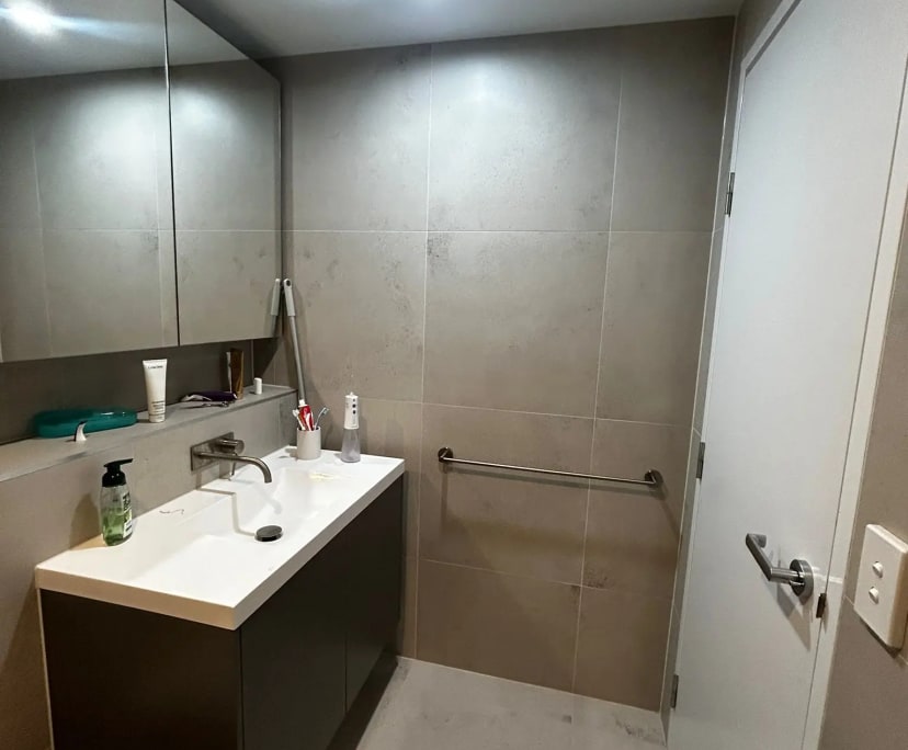 Whole property with 2 rooms for rent