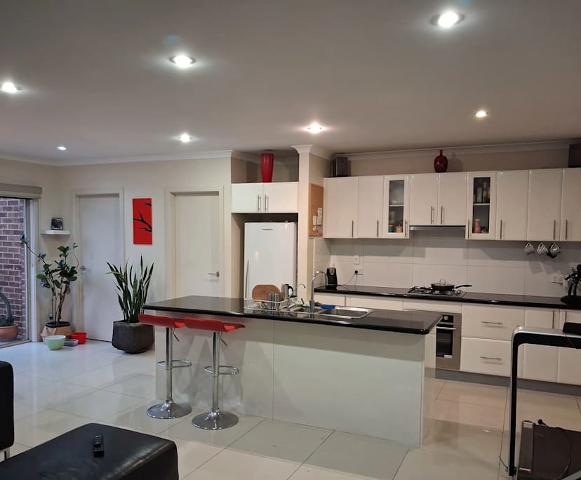 Room in a share house