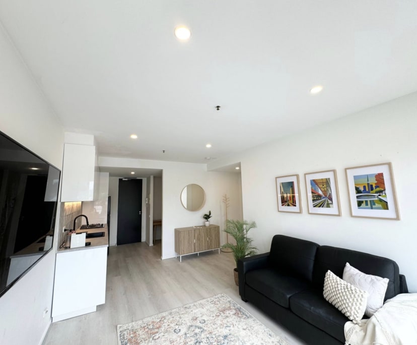 $800, 1-bed, 1 bathroom, St Kilda VIC 3182