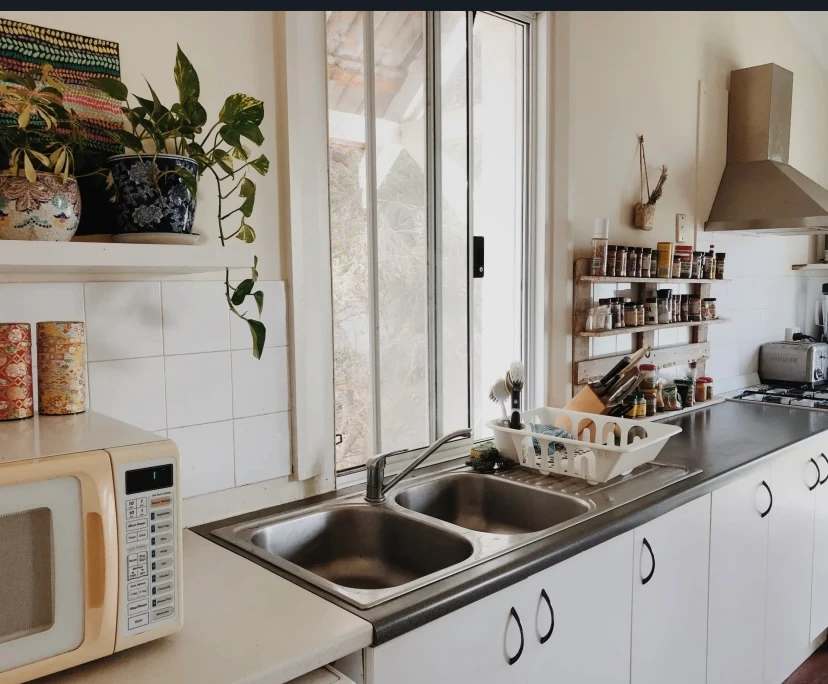 Unfurnished room in a share house