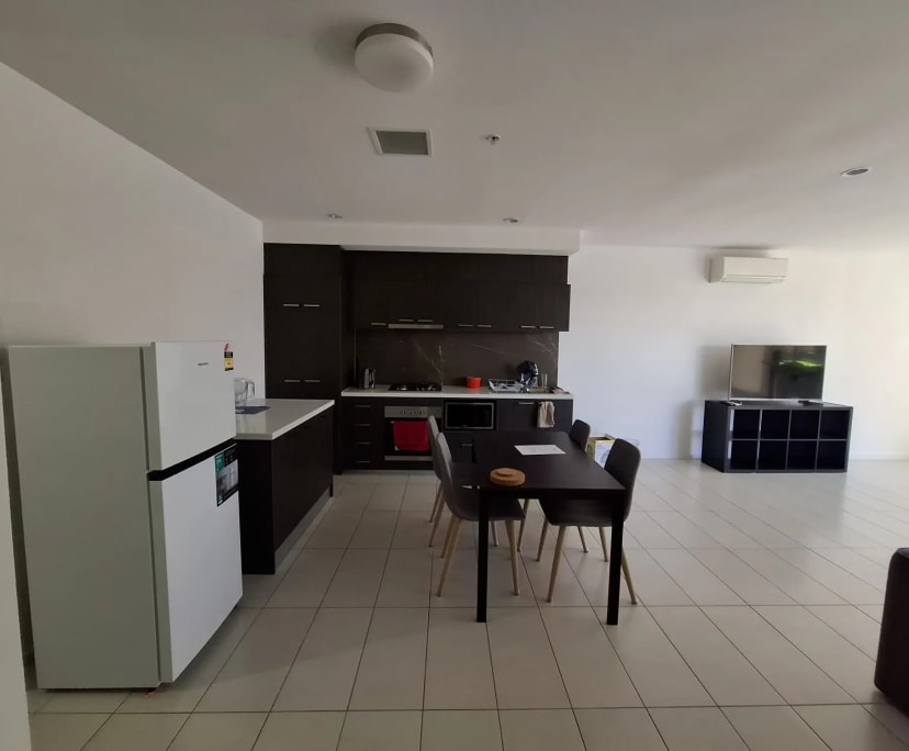 Furnished room in a flatshare