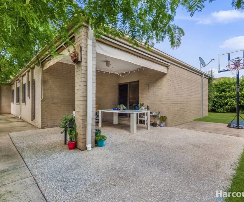 $250, Share-house, 3 bathrooms, Pakenham VIC 3810