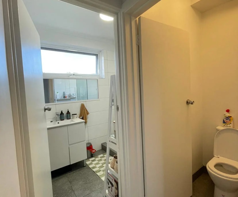 $300, Flatshare, 2 bathrooms, Balaclava VIC 3183